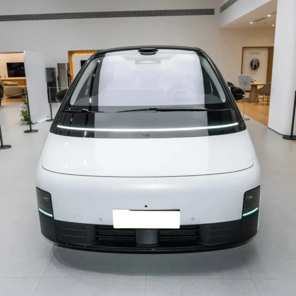 Lixiang Mega Auto Hybrid MPV