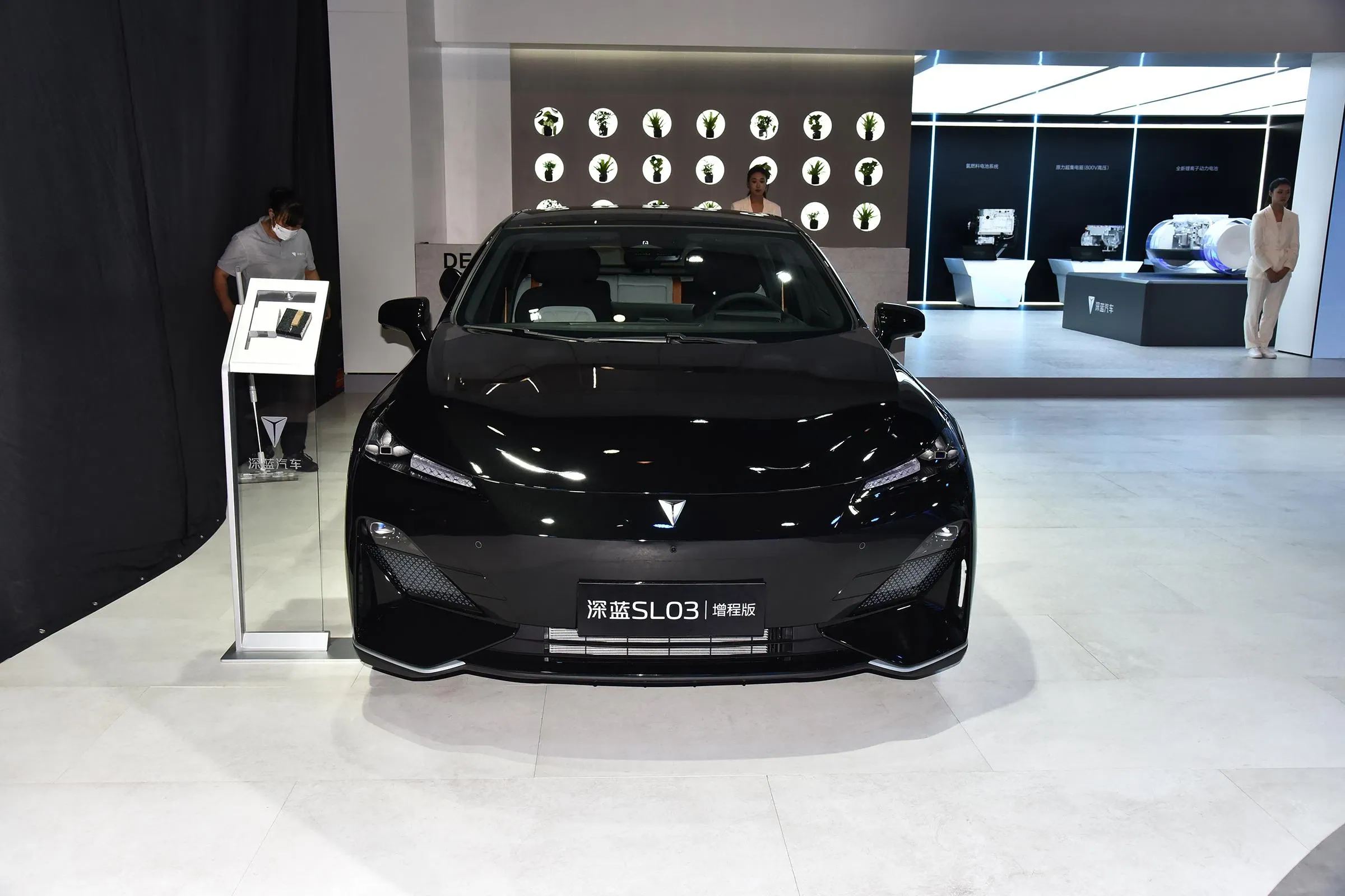 imgi_112_Deepal-SL03-2024-Long-Battery-Life-MID-Sized-Sedan-Used-Electric-Vehicle-Auto-Car Deepal SL03 2026 Long Battery Life Mid-Sized Sedan Electric Vehicle Auto Car - Image 1