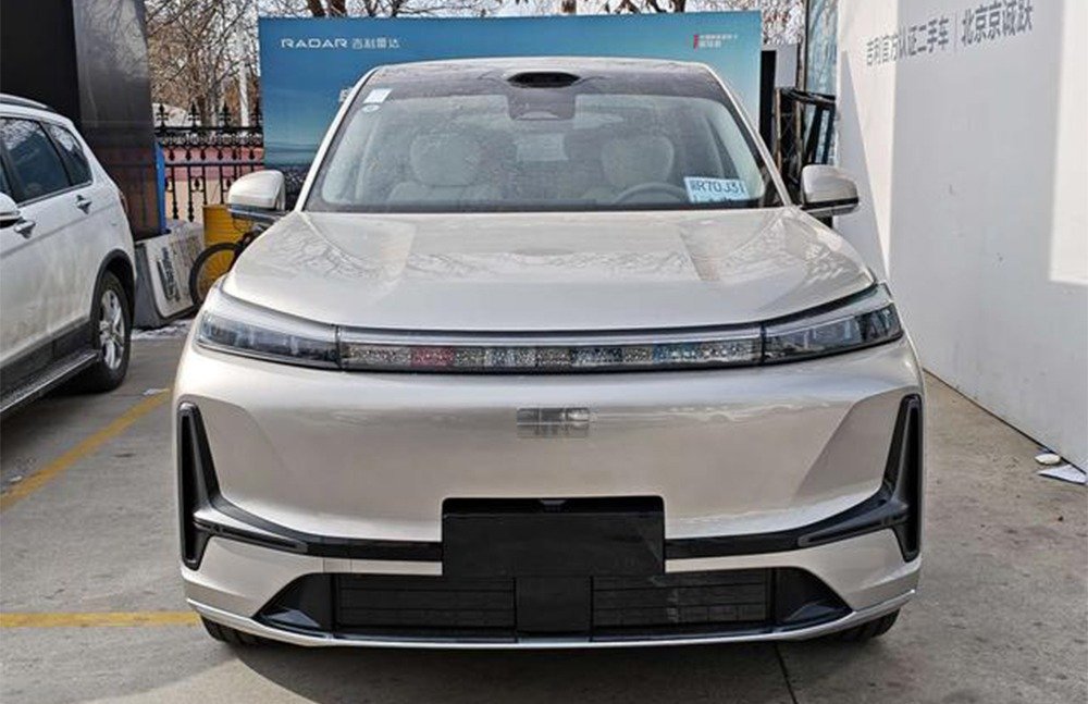 imgi_2_Geely Galaxy M9 6 Geely Galaxy M9 2026 Model 210km 4WD Navigation Edition– Factory Price From China | CarBuyChina - Image 1