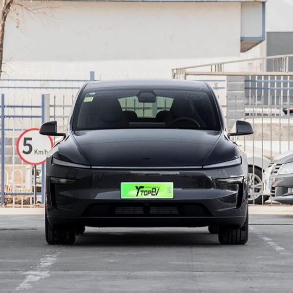Tesla Model Y L 2026