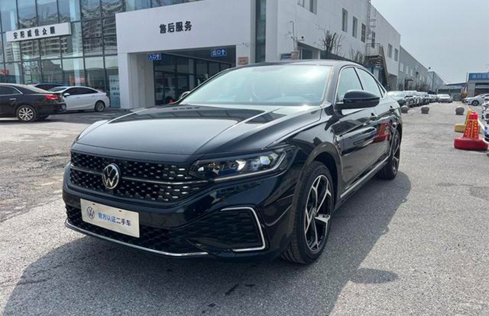 imgi_3_Parsent 1 2026 Passat Premium Edition 380TSI Starry Sky Dragon Edition - Image 1
