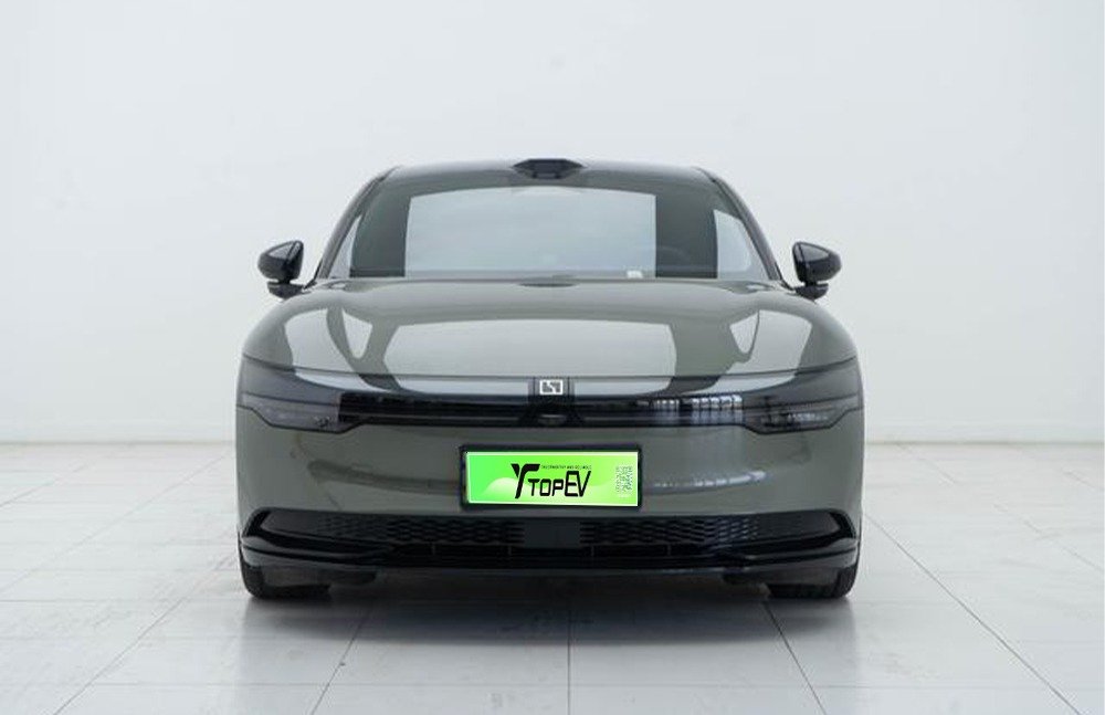 imgi_3_zeekr 007 2 ZEEKR 007 2026 All-Wheel Drive Intelligent Driving Edition 75kWh - Image 1