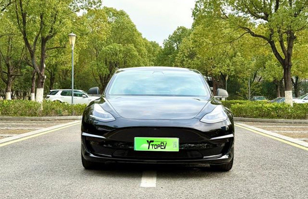 imgi_5_tesla 3 3 Model 3 2026 Standard Range Plus Rear-Wheel Drive - Image 1