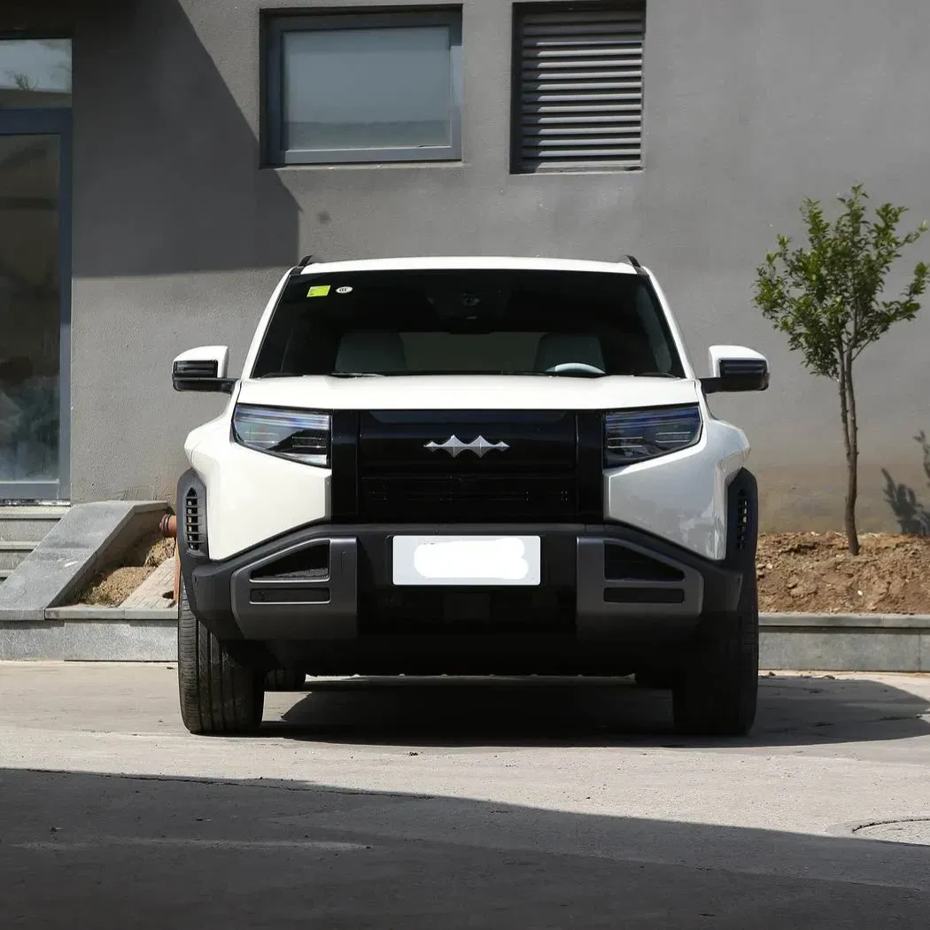 imgi_79_Leopard-3-Byd-Fangchengbao-Tai-3-Bao-3-Leopard-5-Leopard-8-Pure-Electric-Car 2026 Byd Fang Cheng Bao 3 160kw 501km EV Range Titanium 3 EV All-Electric SUV Car - Image 1