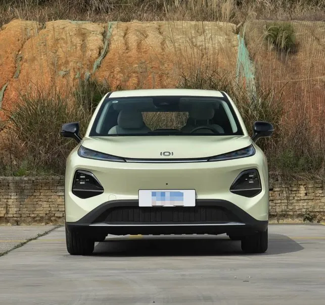 imgi_86_Chinese-New-Energy-Vehicle-Changan-Nevo-Qiyuan-Q05-405-Km-Range-405-Air-M Qiyuan Q05 New Energy Hybrid Electric SUV - Image 1