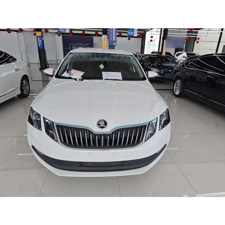 imgi_89_Guazi-Well-Maintained-Skoda-Octavia-Gasoline-1-5-Used-Car-Fwd- Skoda Octavia Gasoline 1.5 Fwd 5 Seats - Image 1