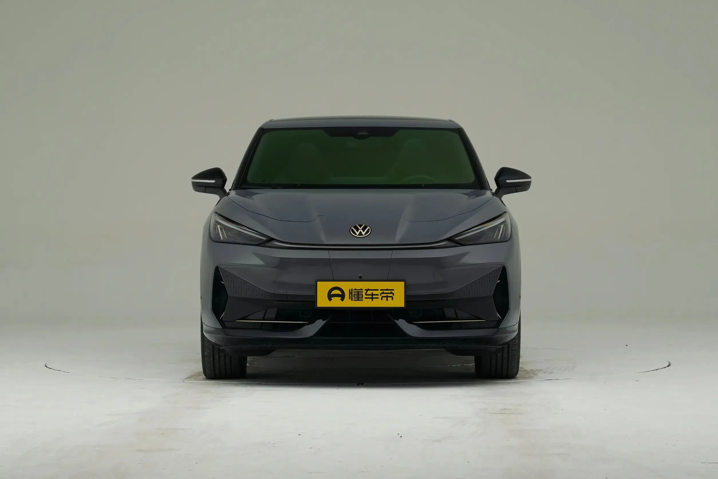 imgi_90_Volkswagen-ID-Unyx-Max-Edition-4WD-EV-Second-Hand-Pure-Electric-Car 2026 Volkswagen ID. Unyx High Performance Car - Image 1