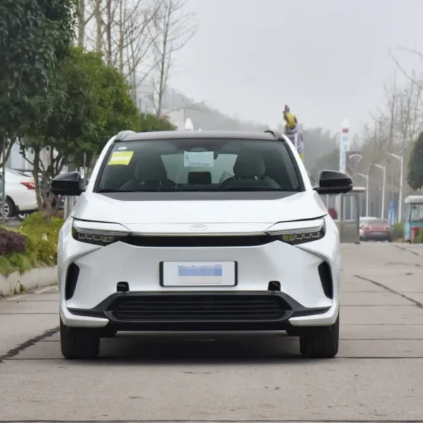 Toyota Bz4X 5 Seats SUV 4WD Long Range Left-Hand Driving High-Performance Electric Car