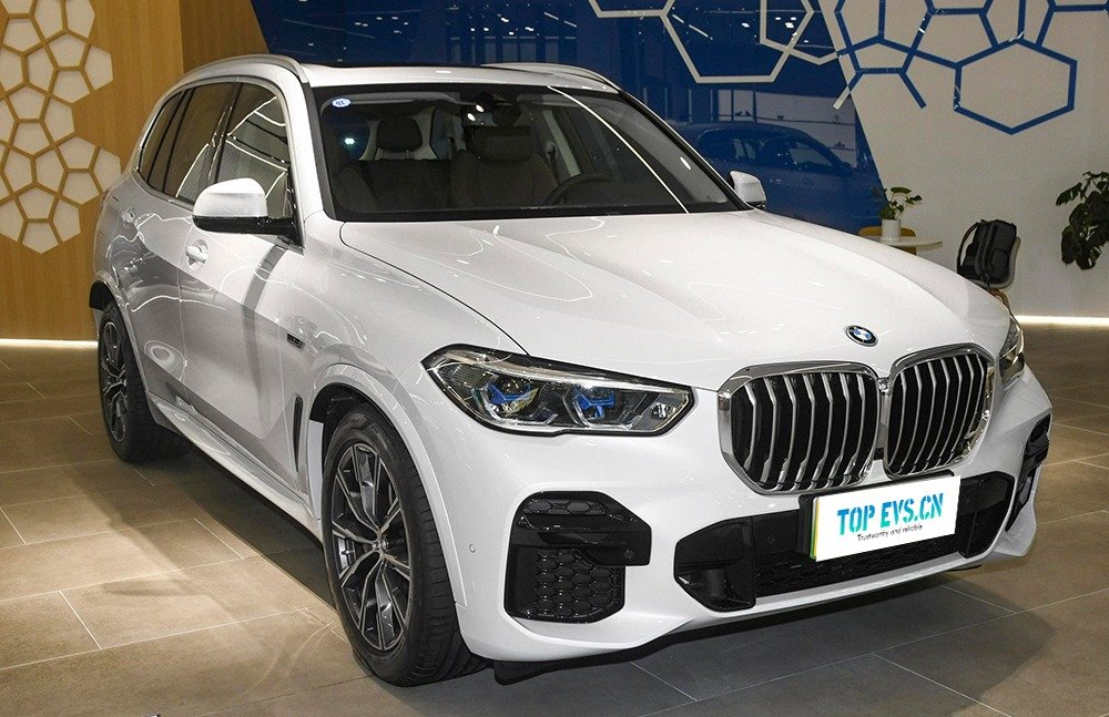 imgi_3_bmx5zy1 BMW X5 PHEV - Image 1